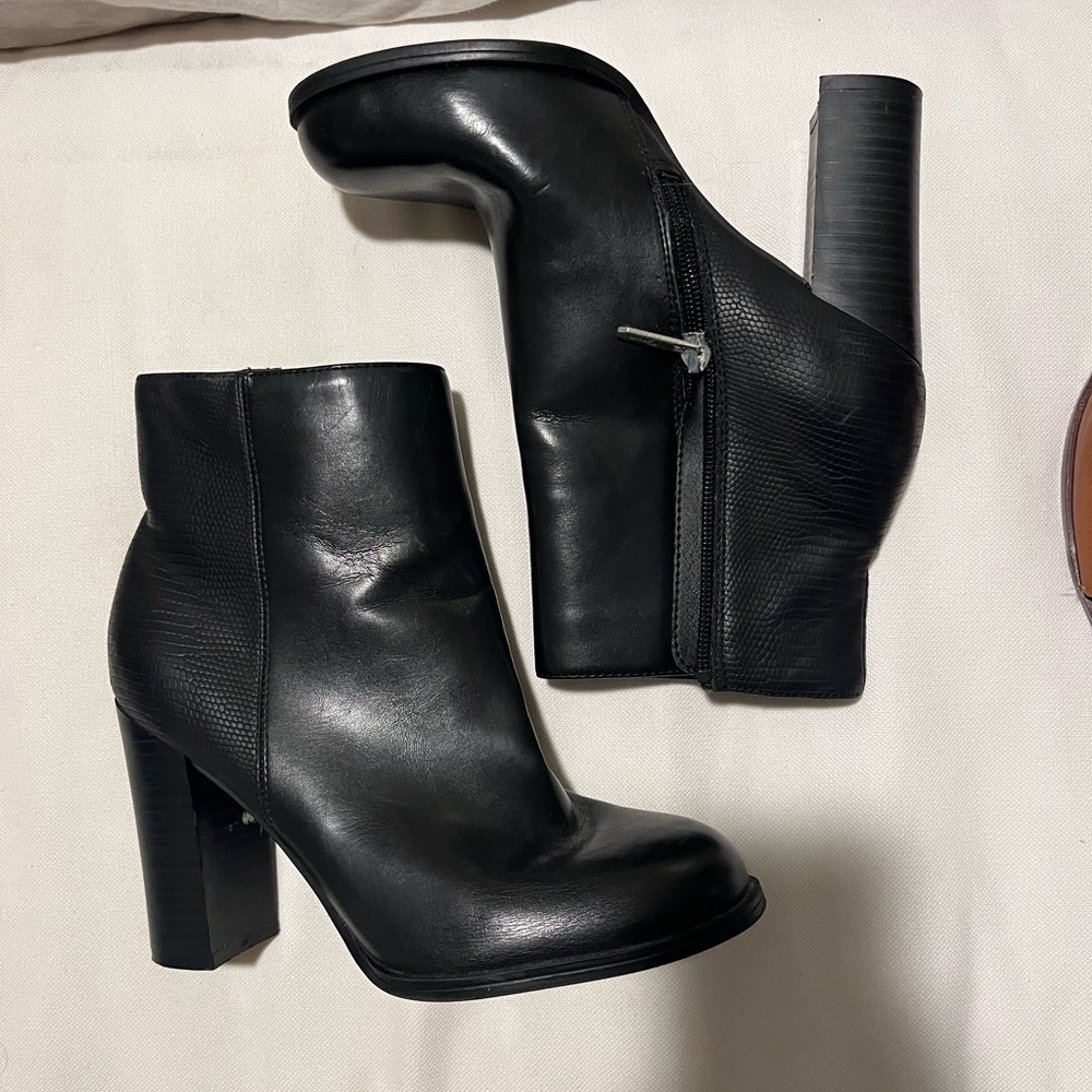 Circus by Sam Edelman Black Heeled Boots